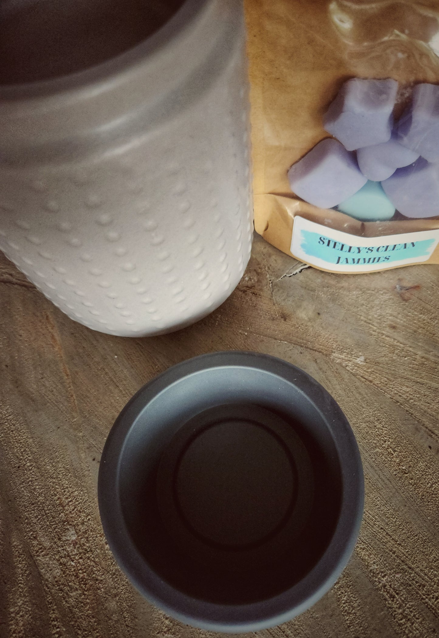 Wax Warmer - Grey Hobnail Flip Dish Warmer