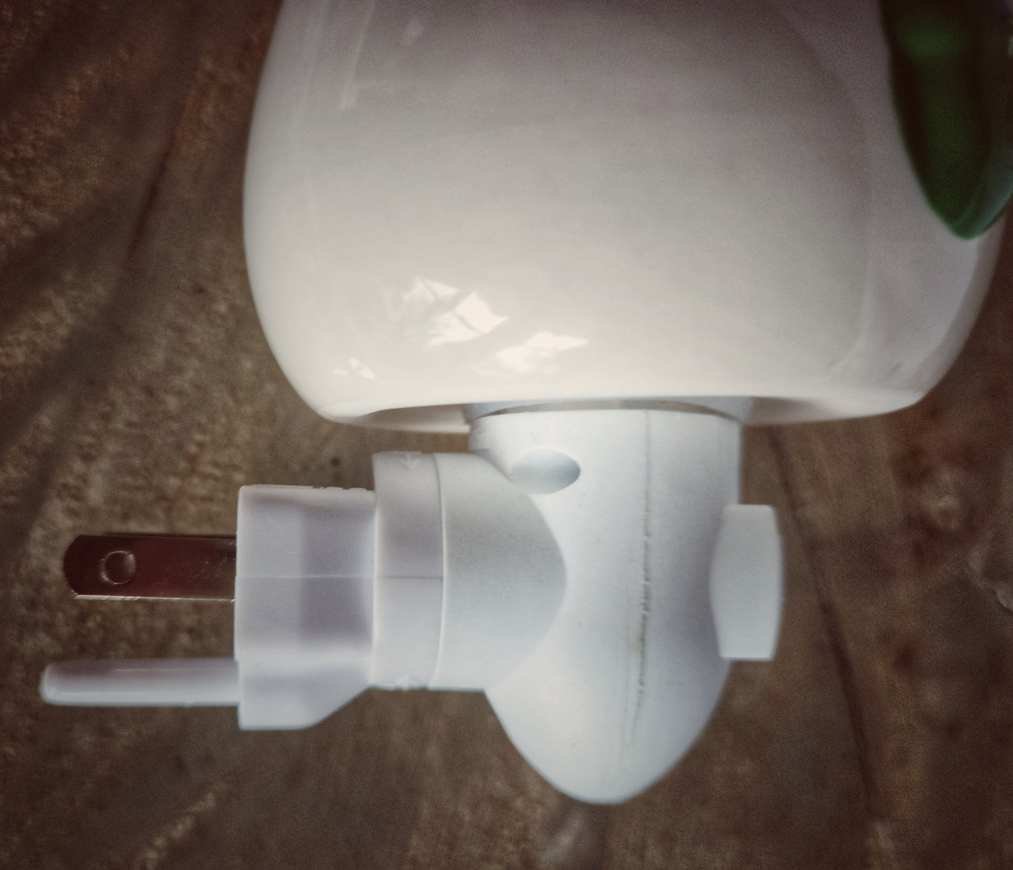 Wax Warmer - Snowy Pluggable Fragrance Wax Warmer (Blue Scarf)